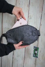 画像7: COFFIN HIP POUCH / ホラー柄 / ボディバッグ【KREEPSVILLE 666】 (7)