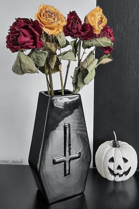Coffin Vase / Large / 花瓶【KILL STAR】 | Spider Rock Web