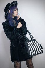 画像7: Never Trust The Living/ハンドバッグ【KILL STAR】 (7)