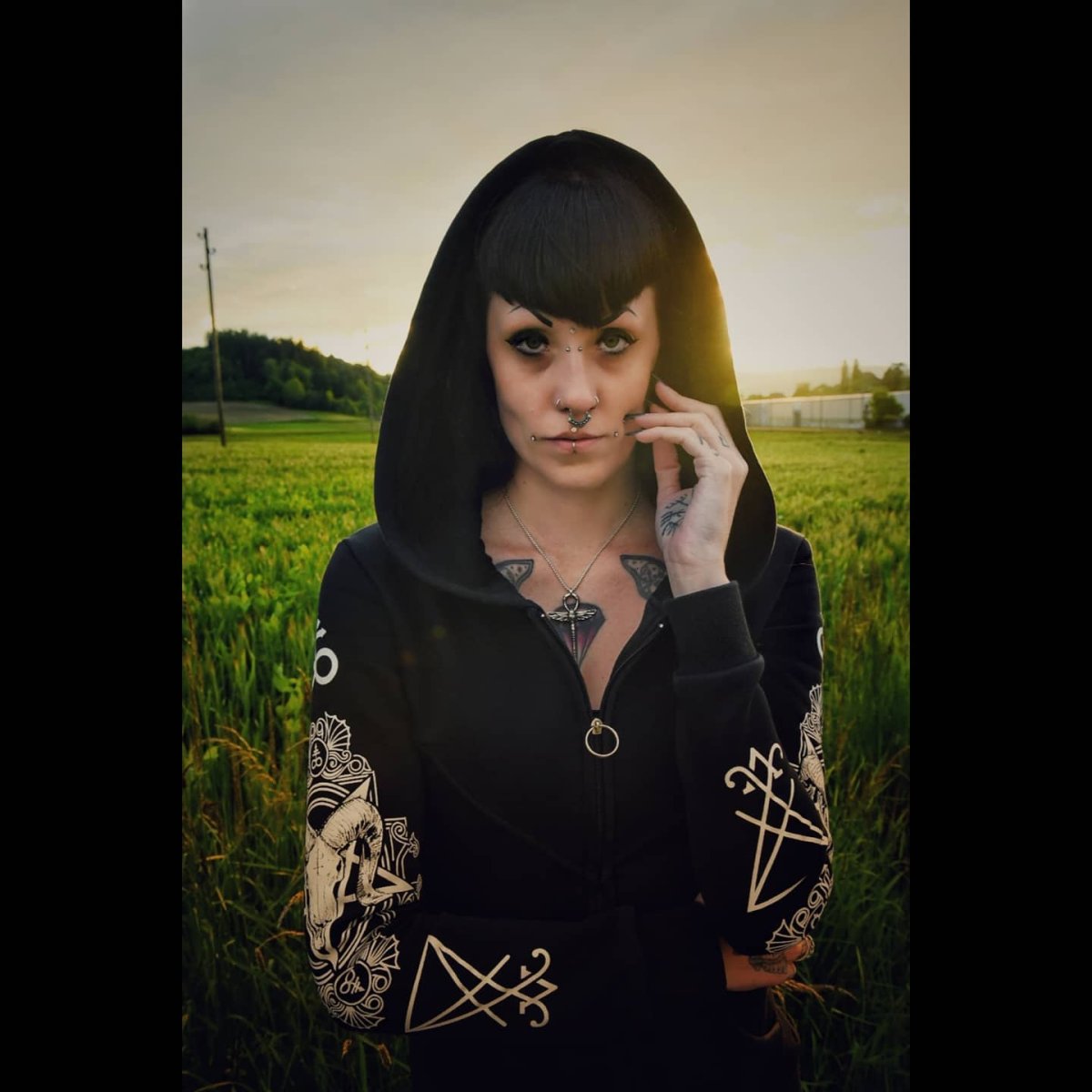 画像10: RITUAL HOODIE/パーカートップス【Restyle】 (10)