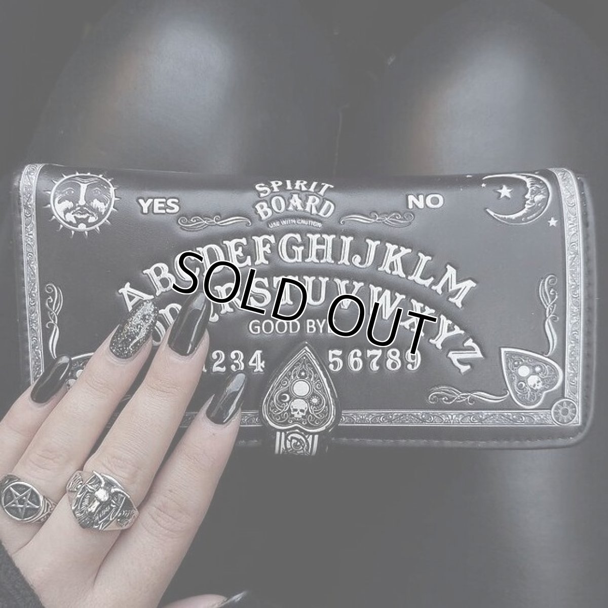 画像1: Spirit Board / Black / 財布【NEMESIS NOW】 (1)