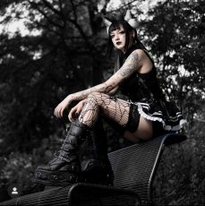 画像14: [取り寄せ]SWING-327 / 厚底ブーツ【DEMONIA】 (14)