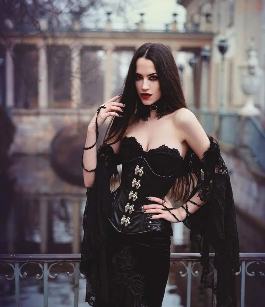 画像5: BLACK ARMOR / アンダーバストコルセット【Restyle】 (5)