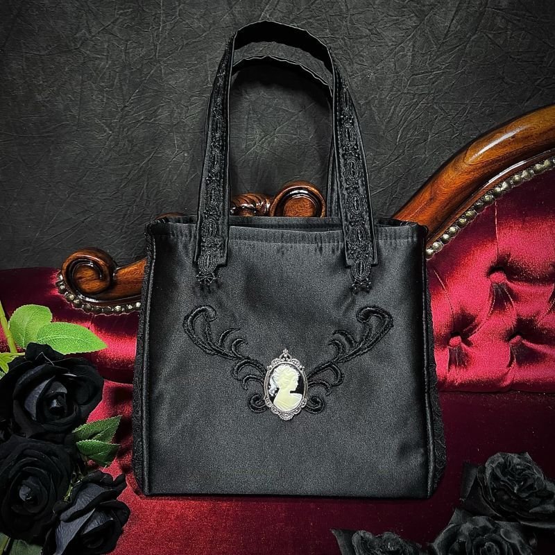 訳あり　最高級オーダーメイドハンドバッグ　黒 カメオ / ハンドバッグ【LayLahLux】 | Spider Rock Web