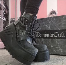 画像14: [取り寄せ]STOMP-18 / black / 厚底スニーカーブーツ【DEMONIA】 (14)