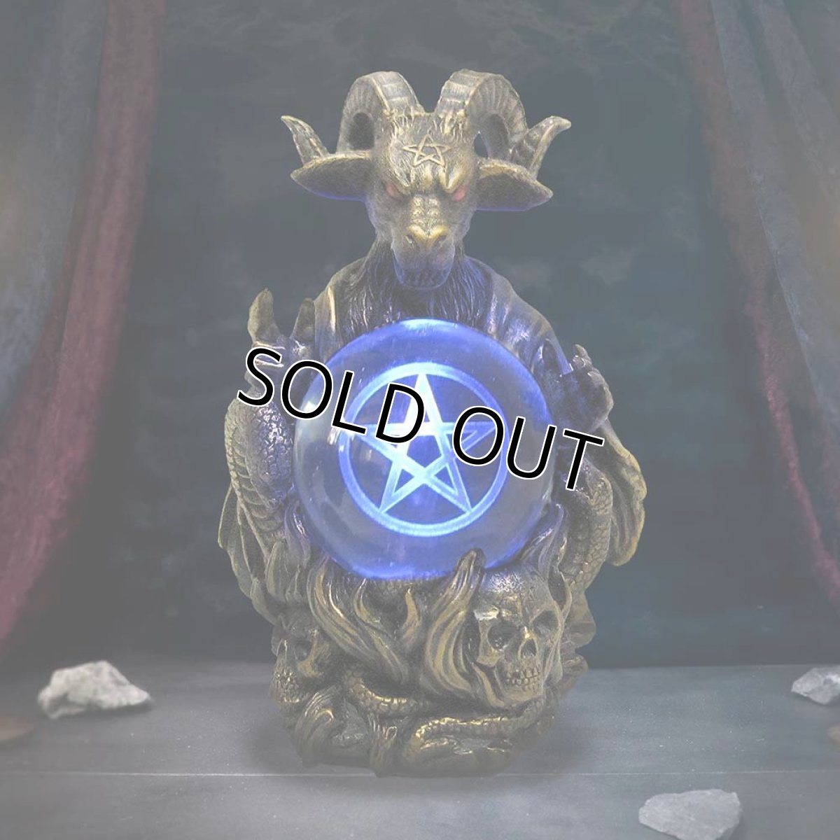 画像1: Orbuculum of the Baphomet 16cm / 光るオーナメント【NEMESIS NOW】 (1)