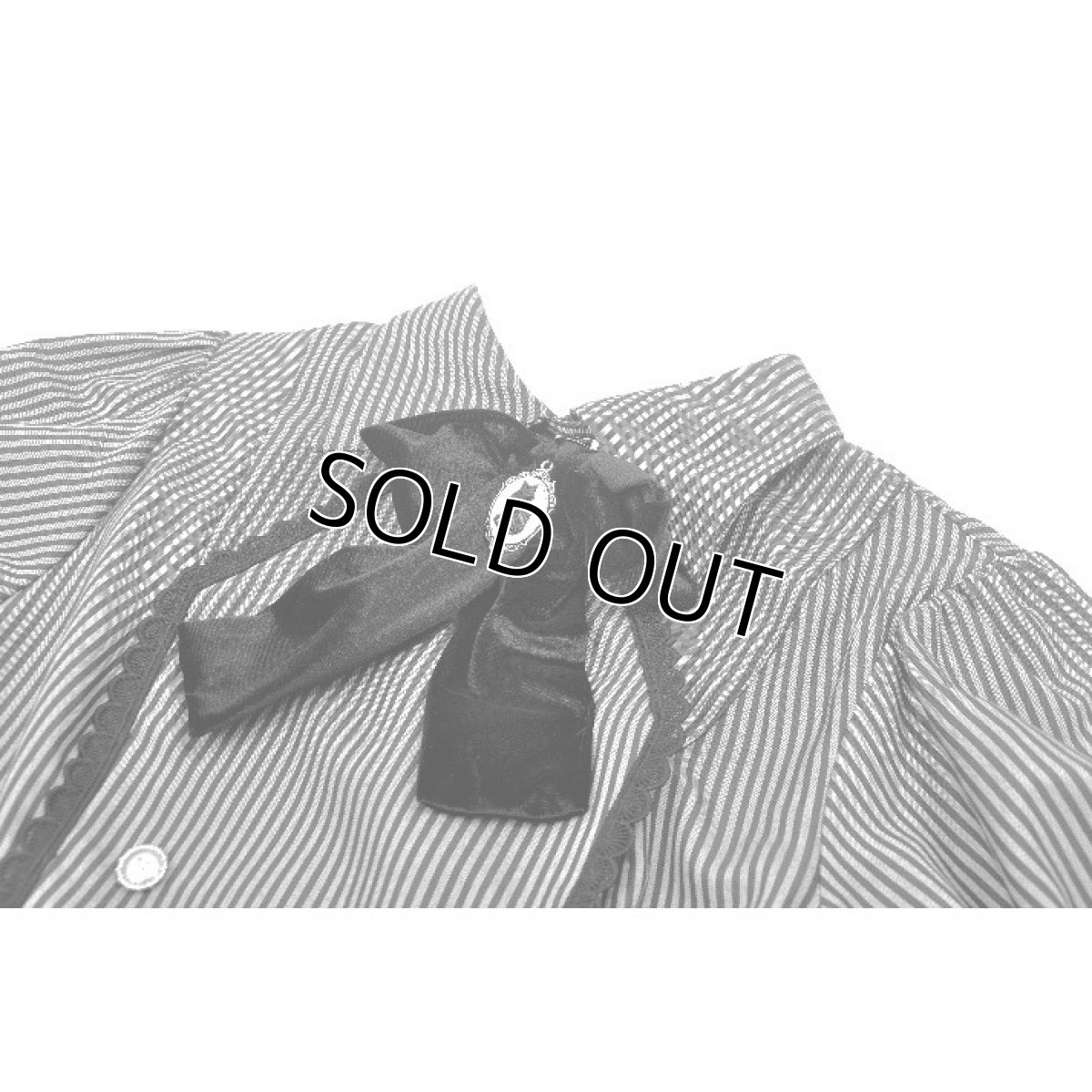 画像14: Gothic black ruffle blouse / トップス【DARK IN LOVE】 (14)