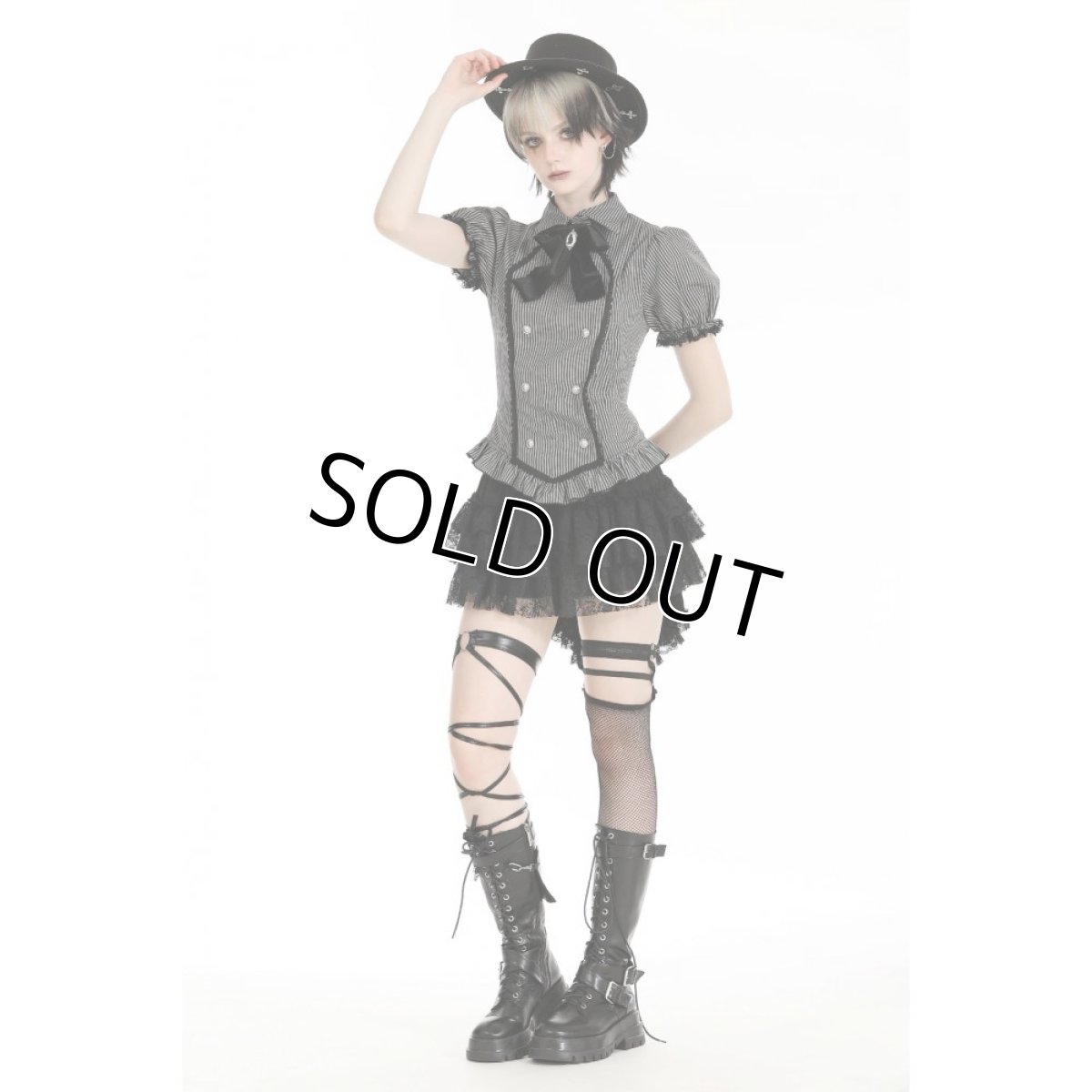 画像13: Gothic black ruffle blouse / トップス【DARK IN LOVE】 (13)