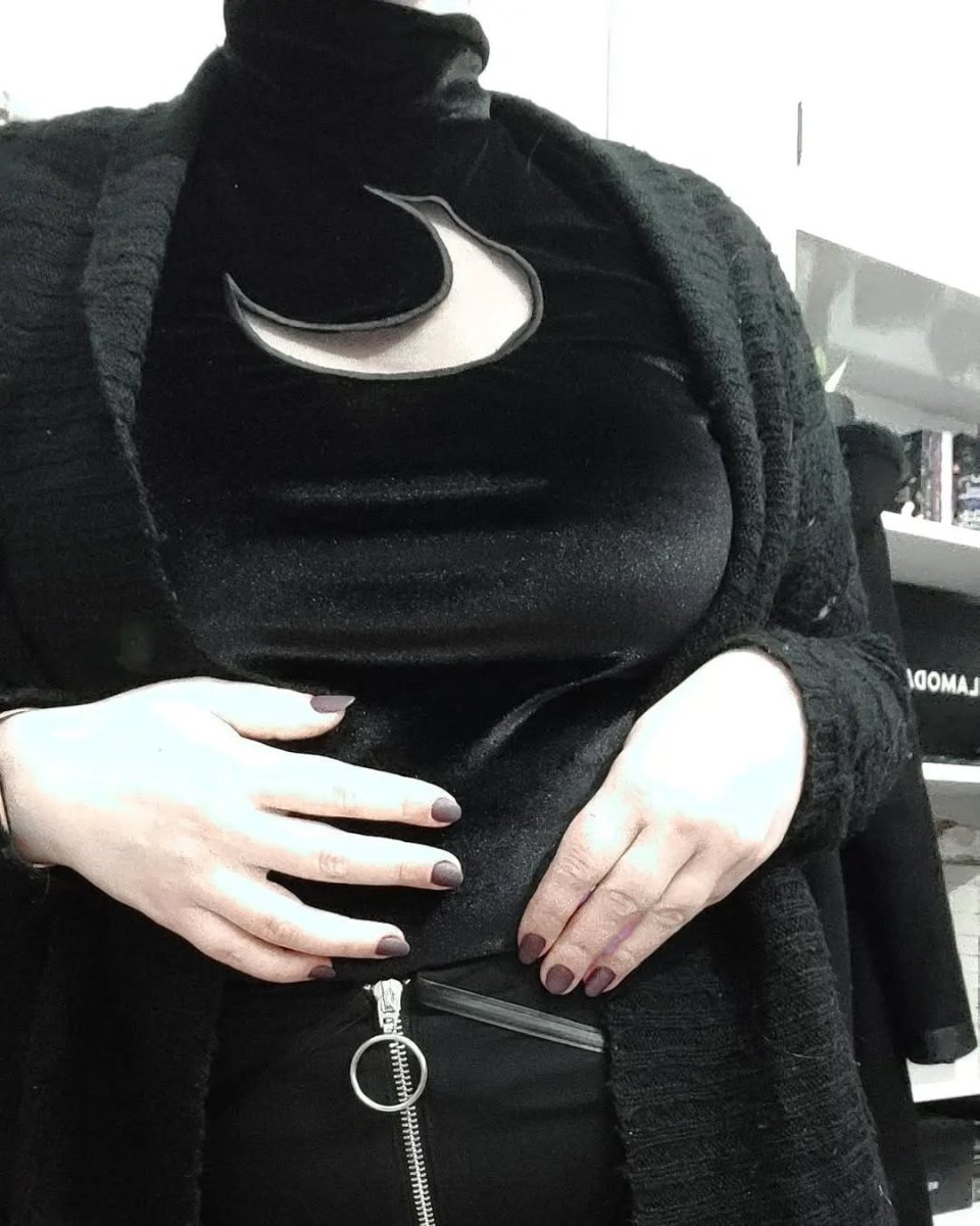 画像13: 🔥SALE🔥Black Velvet CRESCENT Mesh/トップス【Restyle】 (13)