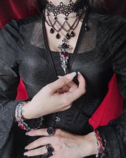 画像4: Cross of the Dark Kiss / ネックレス【Alchemy Gothic】 (4)