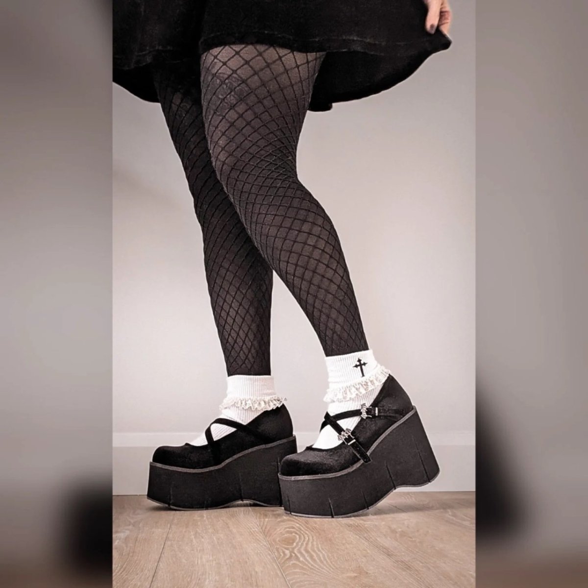 画像14: [取り寄せ]KERA-10 / Black / 厚底パンプス【DEMONIA】 (14)