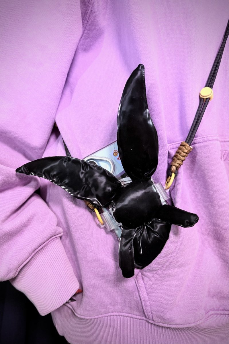 画像4: BAD BUNNY PHONE HOLDER / スマホホルダー【Banned Apparel】 (4)