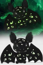 画像1: Vampir: Vampeyes Plush Toy / 蓄光ぬいぐるみ【KILL STAR】 (1)