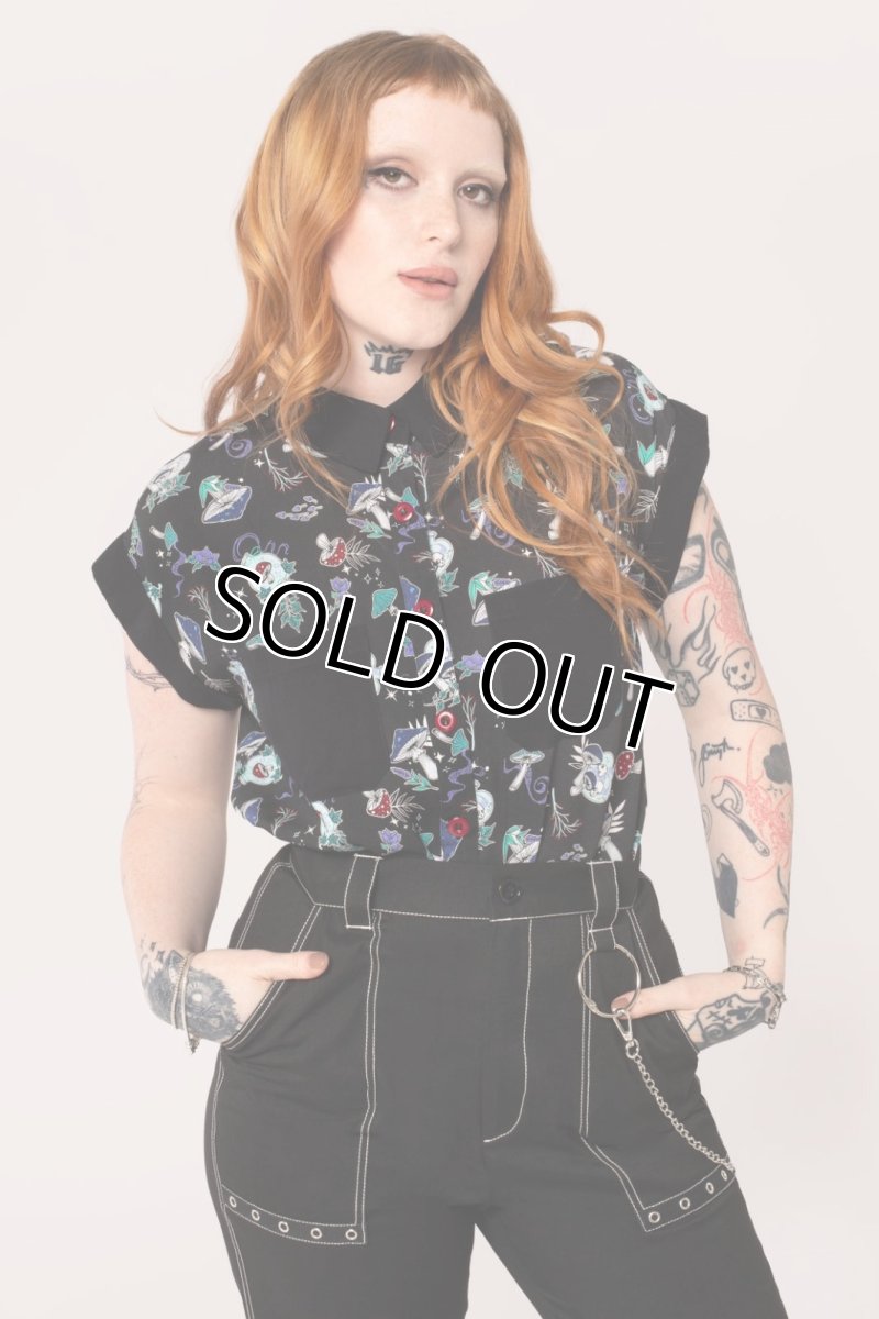 画像1: 🔥SALE🔥Amanita Shirt / トップス【HELL BUNNY】 (1)