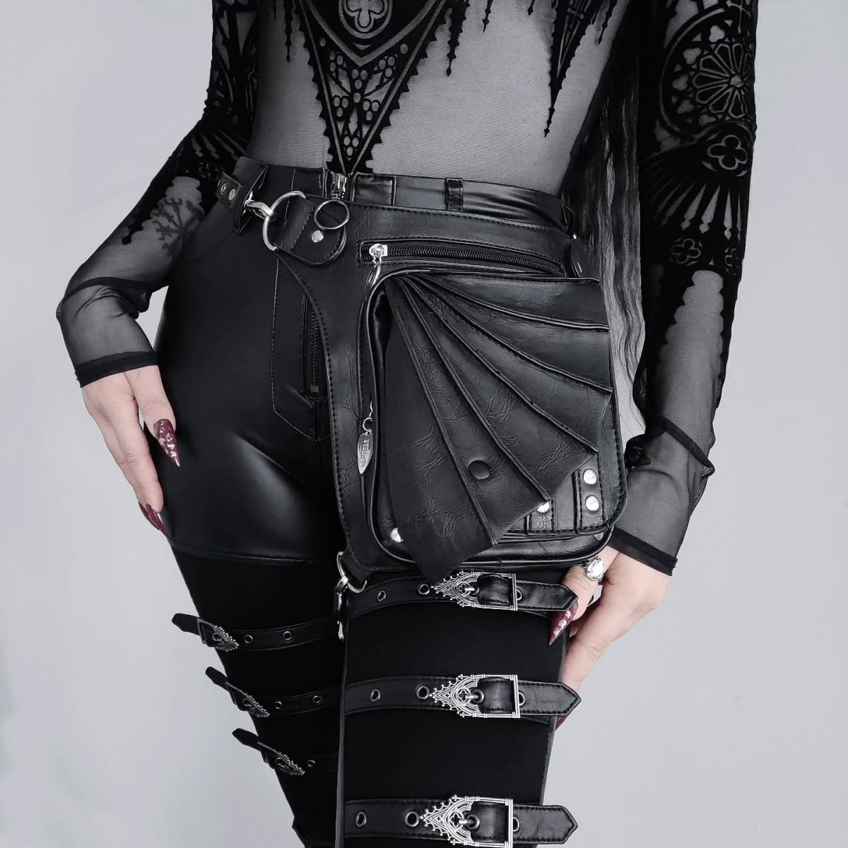 画像4: BAT HOLSTER BAG / バッグ【Restyle】 (4)