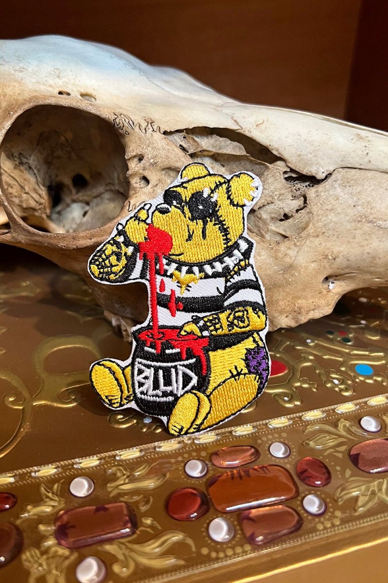 画像3: Winnie the Pooh's Bloody Honey Patch / アイロンパッチ【VampireFreaks】 (3)