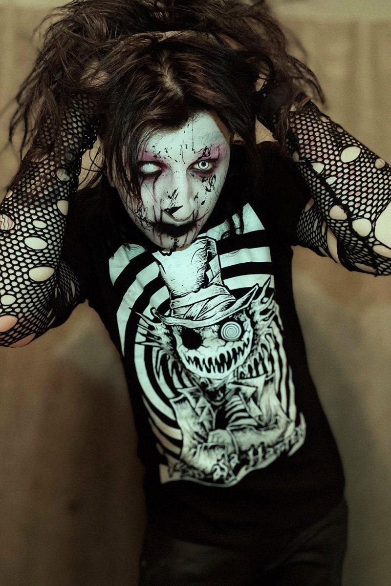 画像4: Mad as a Hatter Tee / Tシャツ【VampireFreaks】 (4)