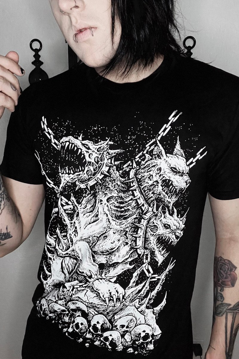 画像1: Cerberus Tee / Ｔシャツ【VampireFreaks】 (1)