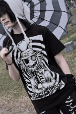 画像1: Mad as a Hatter Tee / Ｔシャツ【VampireFreaks】 (1)