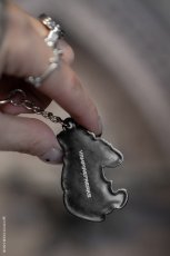 画像4: Winnie The Pooh's Bloody Honey Keychain / キーホルダー【VampireFreaks】 (4)