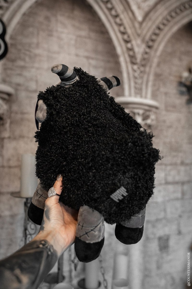 画像3: Black Sheep of the Family Plush / ぬいぐるみ【VampireFreaks】 (3)