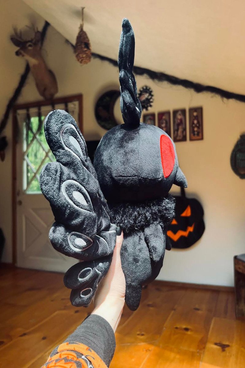 画像2: Mothman Plush Toy / ぬいぐるみ【VampireFreaks】 (2)