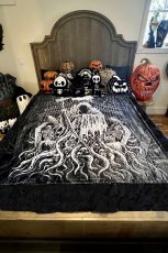 画像4: Dark Force Reaper Throw Blanket / ブランケット【VampireFreaks】 (4)