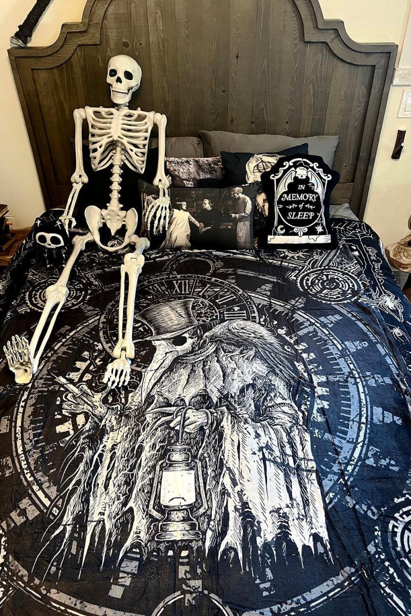 画像3: Plague Doctor Throw Blanket / ブランケット【VampireFreaks】 (3)