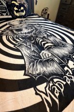 画像5: Mad as a Hatter Throw Blanket / ブランケット【VampireFreaks】 (5)