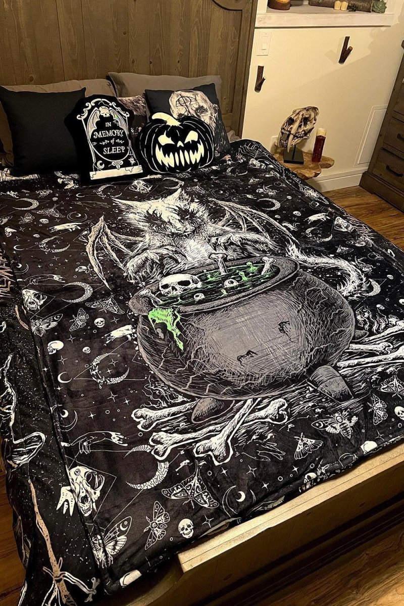 画像5: Conjuring Cat Throw Blanket / ブランケット【VampireFreaks】 (5)