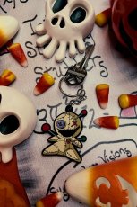 画像3: Voodoo Doll Keychain / キーホルダー【VampireFreaks】 (3)