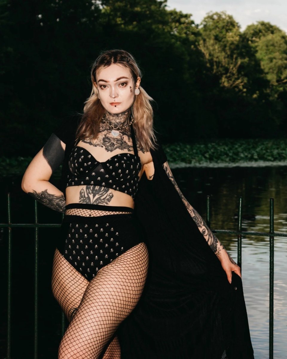 画像7: 🔥SALE🔥Raven Reef Bikini Bottoms / 水着【KILL STAR】 (7)