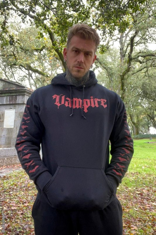 I'm a Vampire Hoodie / 我は不死、吸血鬼 / パーカー【VampireFreaks