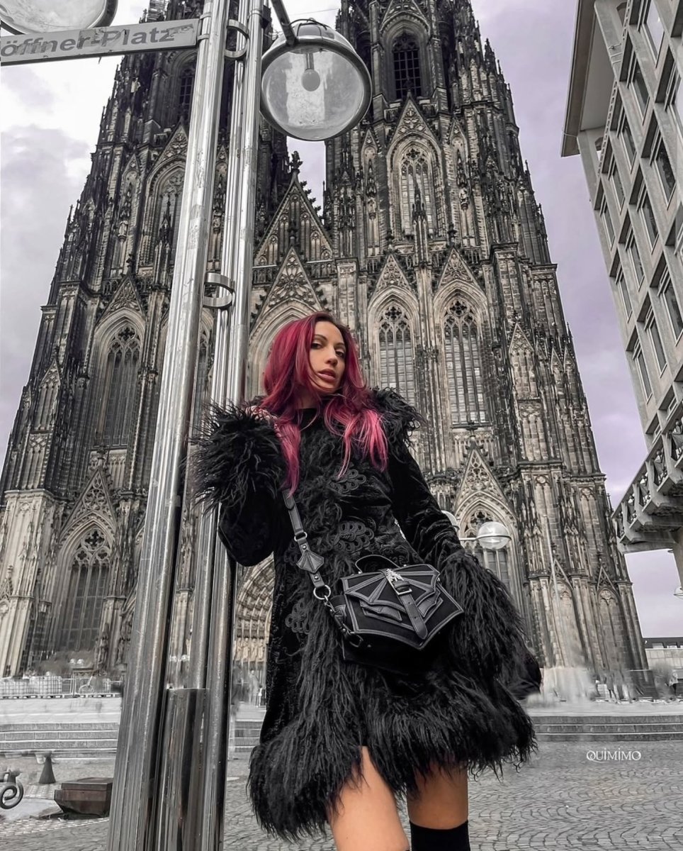 画像9: Night Creature Shoulder Bag /ショルダーバッグ【Restyle】 (9)