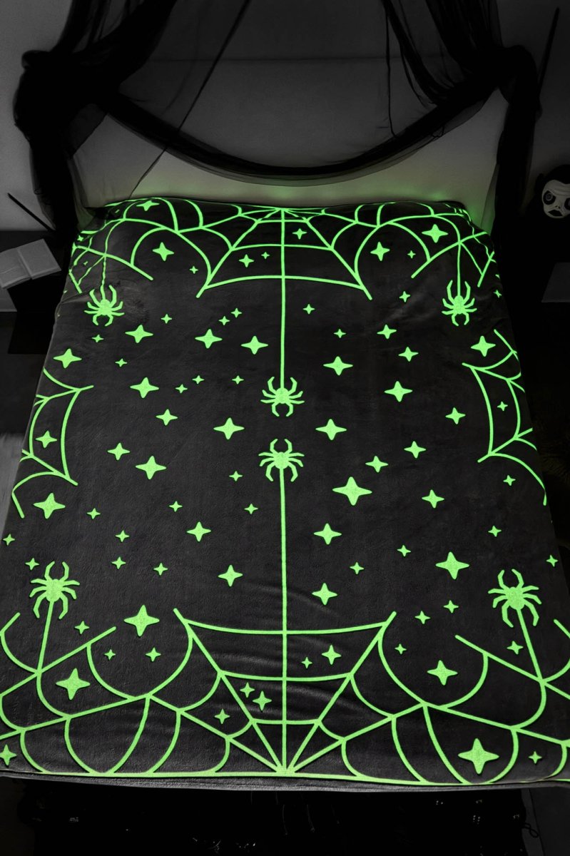 画像1: Spider Space Glow Blanket / 蓄光 / ブランケット【KILL STAR】 (1)