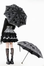 画像1: Lolita Elegant Embroidered Double-Layer Parasol / 折りたたみ傘【DARK IN LOVE】 (1)