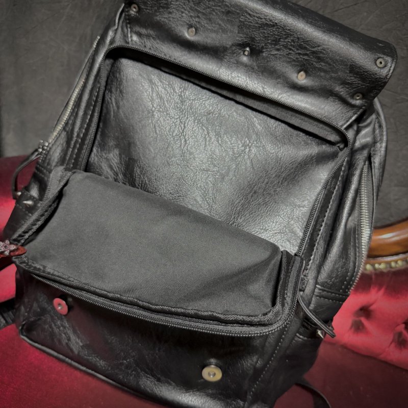 Punk inverted leather backpack / 高機能バックパック【Devil Fashion
