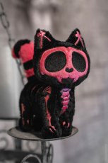 画像2: Bubblegum Skelekitty Plush Keychain / ぬいぐるみキーホルダー【VampireFreaks】 (2)