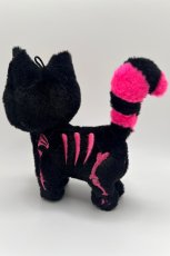 画像7: Bubblegum Skelekitty Plush Keychain / ぬいぐるみキーホルダー【VampireFreaks】 (7)