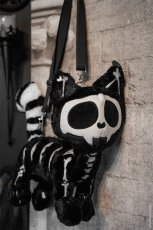 画像1: Skelekitty Purse / ぬいぐるみバッグ【VampireFreaks】 (1)