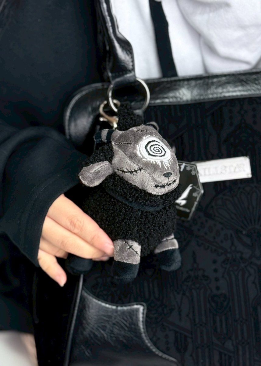 画像2: ⚡期間限定SALE⚡Black Sheep of the Family Plush Keychain / ぬいぐるみキーホルダー【VampireFreaks】 (2)