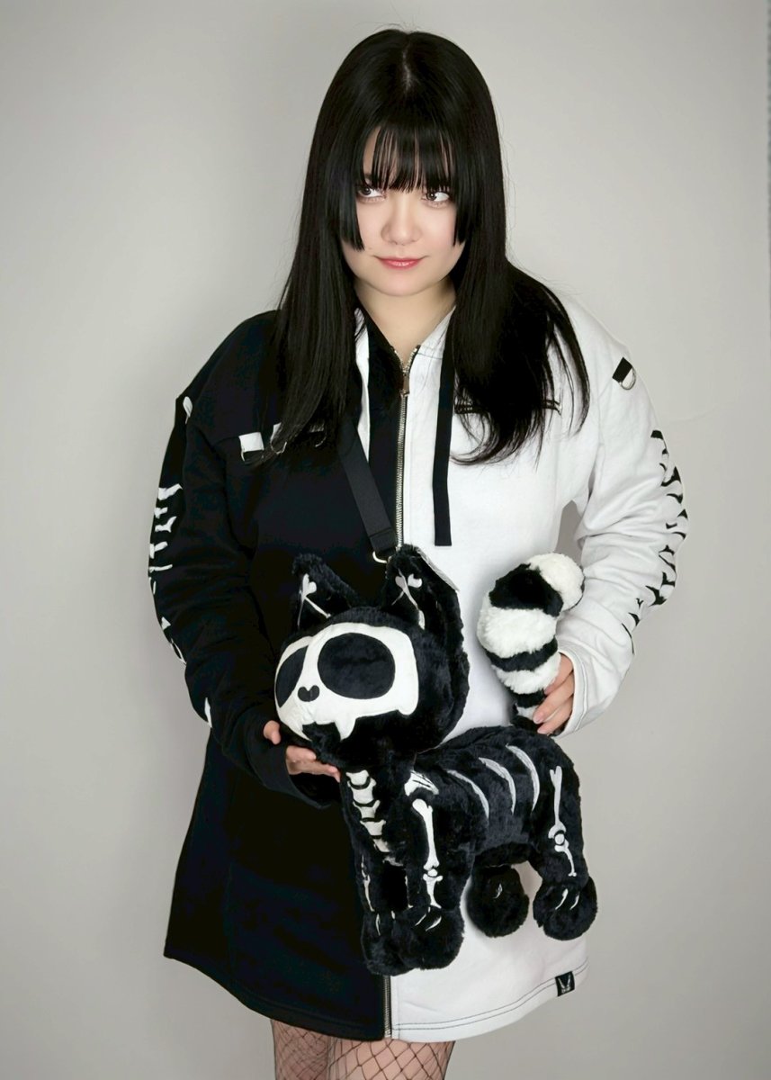 画像2: Skelekitty Purse / ぬいぐるみバッグ【VampireFreaks】 (2)