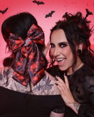 画像5: Blood Splatter Cleaver Satin Hair Bow / Black / ヘアクリップ【KREEPSVILLE 666】 (5)