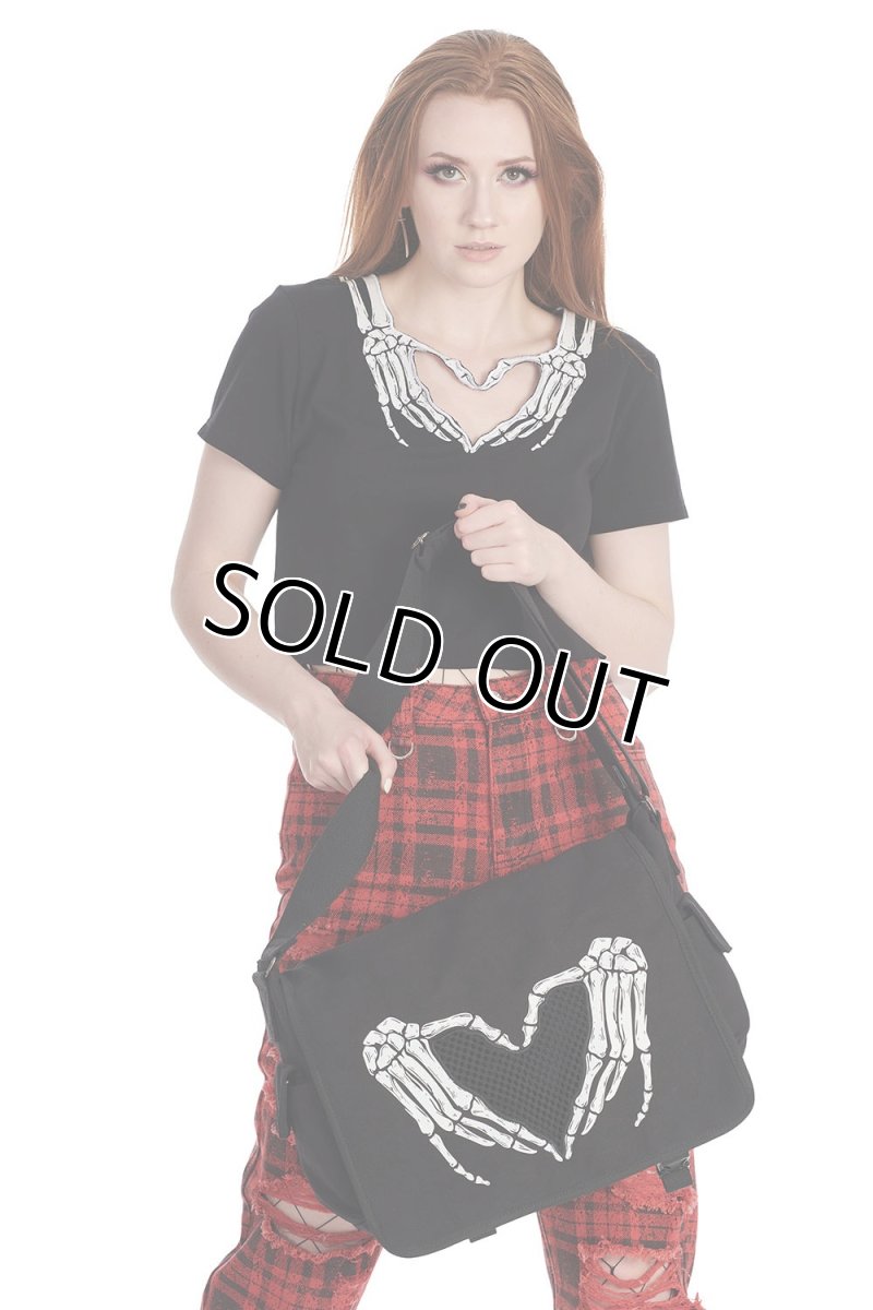 画像2: DARKEST LOVE MESSENGER BAG / メッセンジャーバッグ【Banned Apparel】 (2)