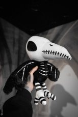 画像1: Poe's Raven Plush Toy / ぬいぐるみ【VampireFreaks】 (1)