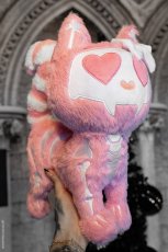 画像2: 🌸数量限定🌸Smitten Kitten Plush / ぬいぐるみ【VampireFreaks】 (2)