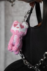画像4: 🌸数量限定🌸Smitten Kitten Plush Keychain / ぬいぐるみキーホルダー【VampireFreaks】 (4)