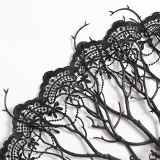 画像8: Fan with Branch-Patterned Lace Appliqué / 扇子【Devil Fashion】 (8)