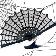 画像3: Spiderweb Lace Hand Fan / 扇子【KREEPSVILLE 666】 (3)