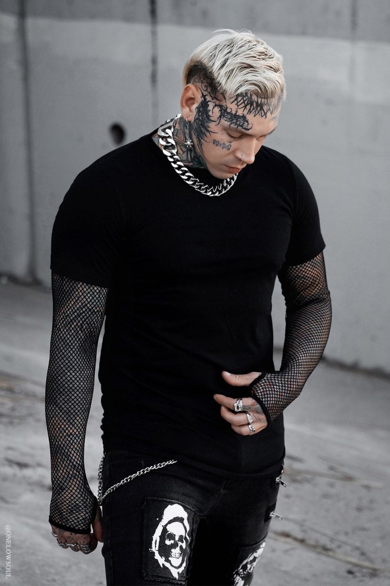 画像1: Graveyard Goth Fishnet Sleeve Shirt / フィッシュネット付きＴシャツ【VampireFreaks】 (1)